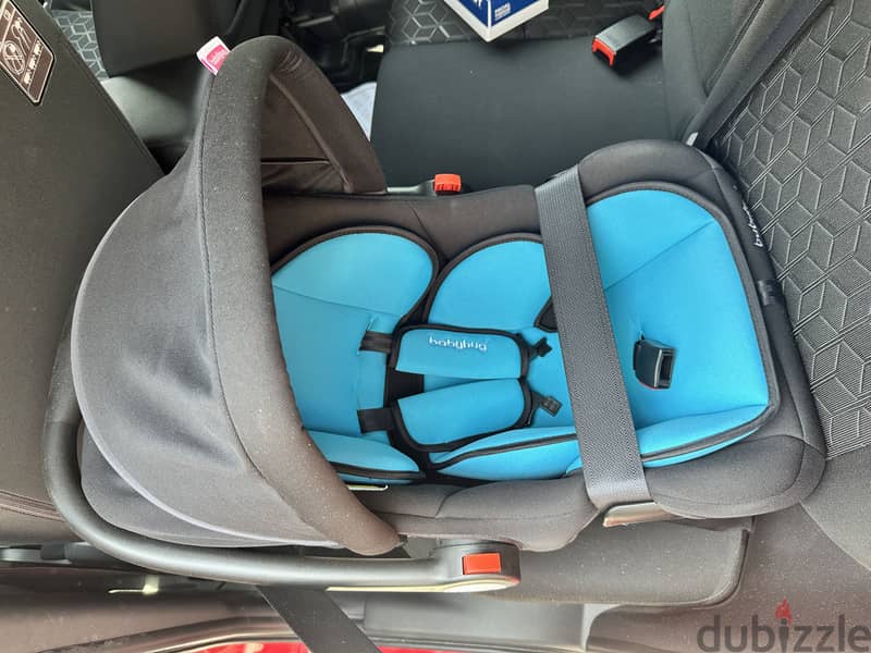 Brand new Bassinet and Baby car seat For sale 5