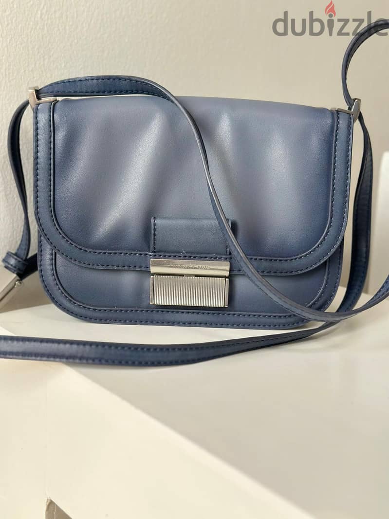 CHARLES & KEITH 3