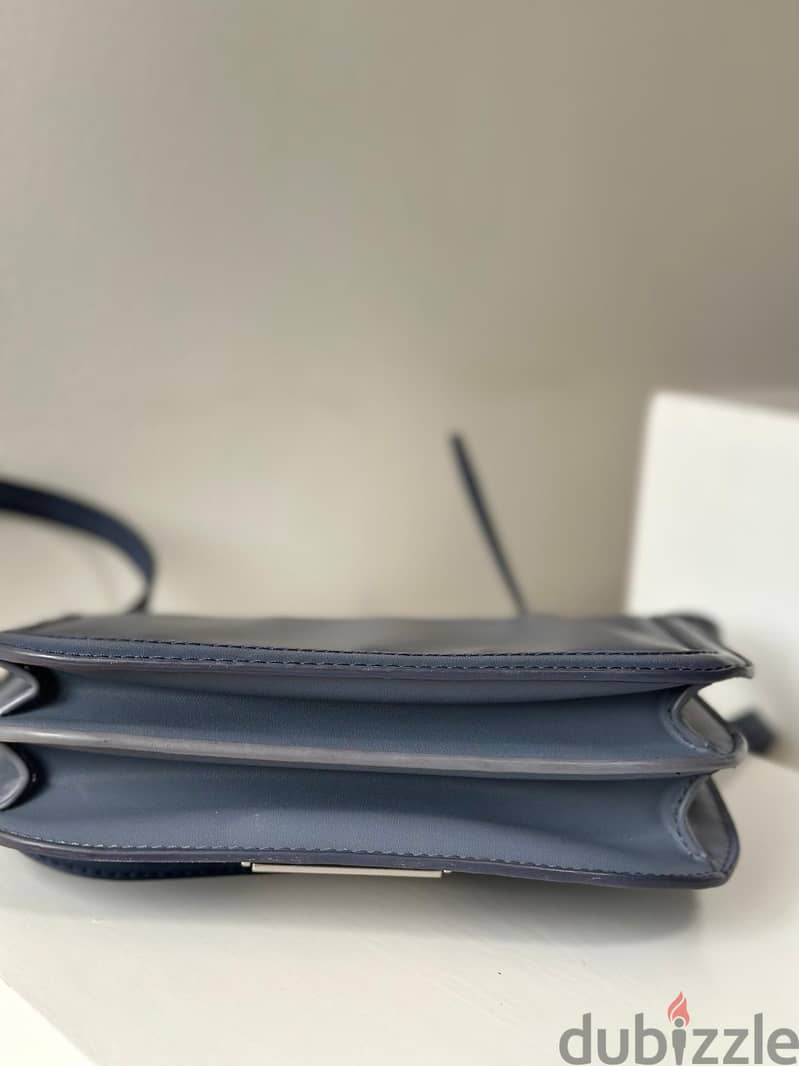 CHARLES & KEITH 4