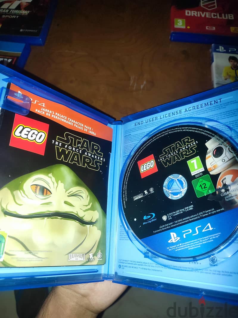 PS4 CD, EXCELLENT CONDITION, NEGOTIABLE, 2