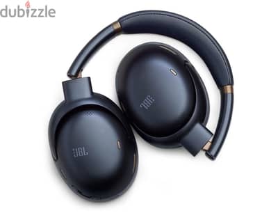 JBL Tour one M3 used
