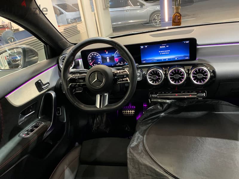 Mercedes-Benz A 200 12