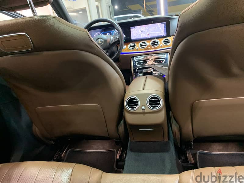 Mercedes-Benz E200 9