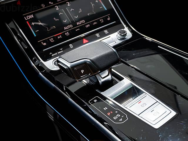 Audi A8 quattro 2023MY 9