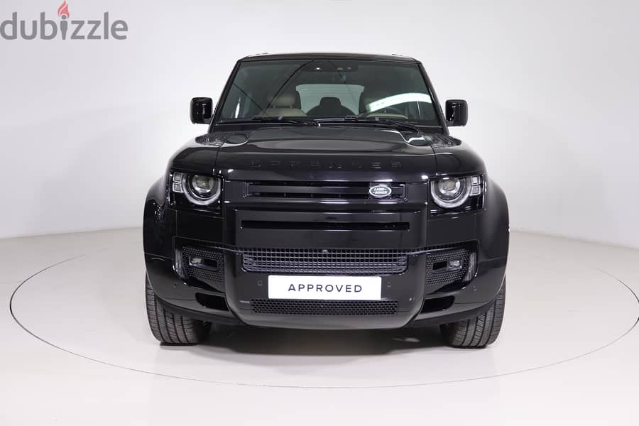 Land Rover Defender 2025 HSE Dynamic 1