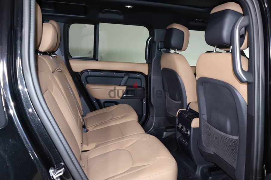Land Rover Defender 2025 HSE Dynamic 7