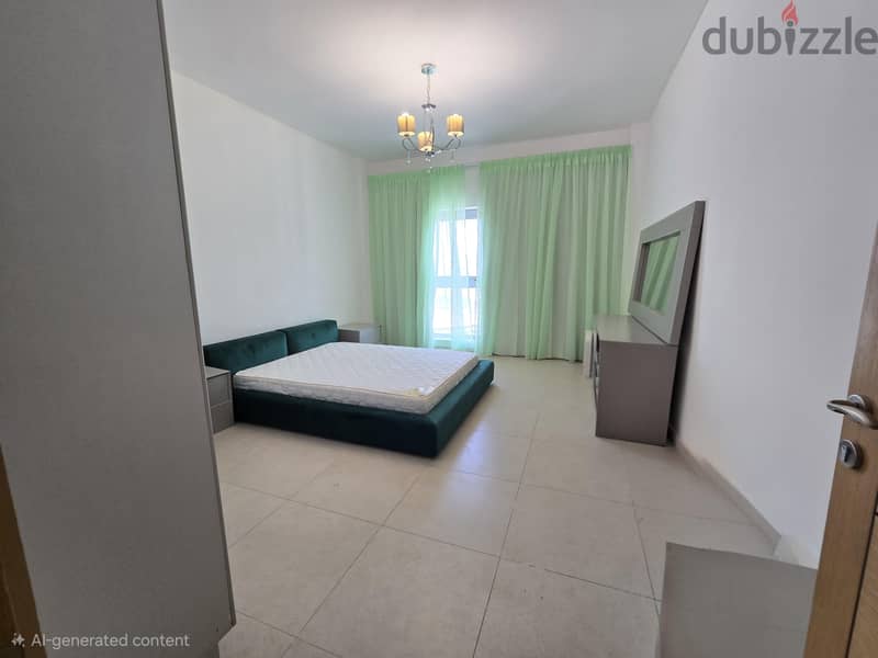 Excellent sea view and specious room in Luxury building 1