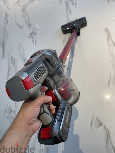 55 bd /- Kenwood 2-in-1 Cordless Vacuum Cleaner Red SVM12.000RD