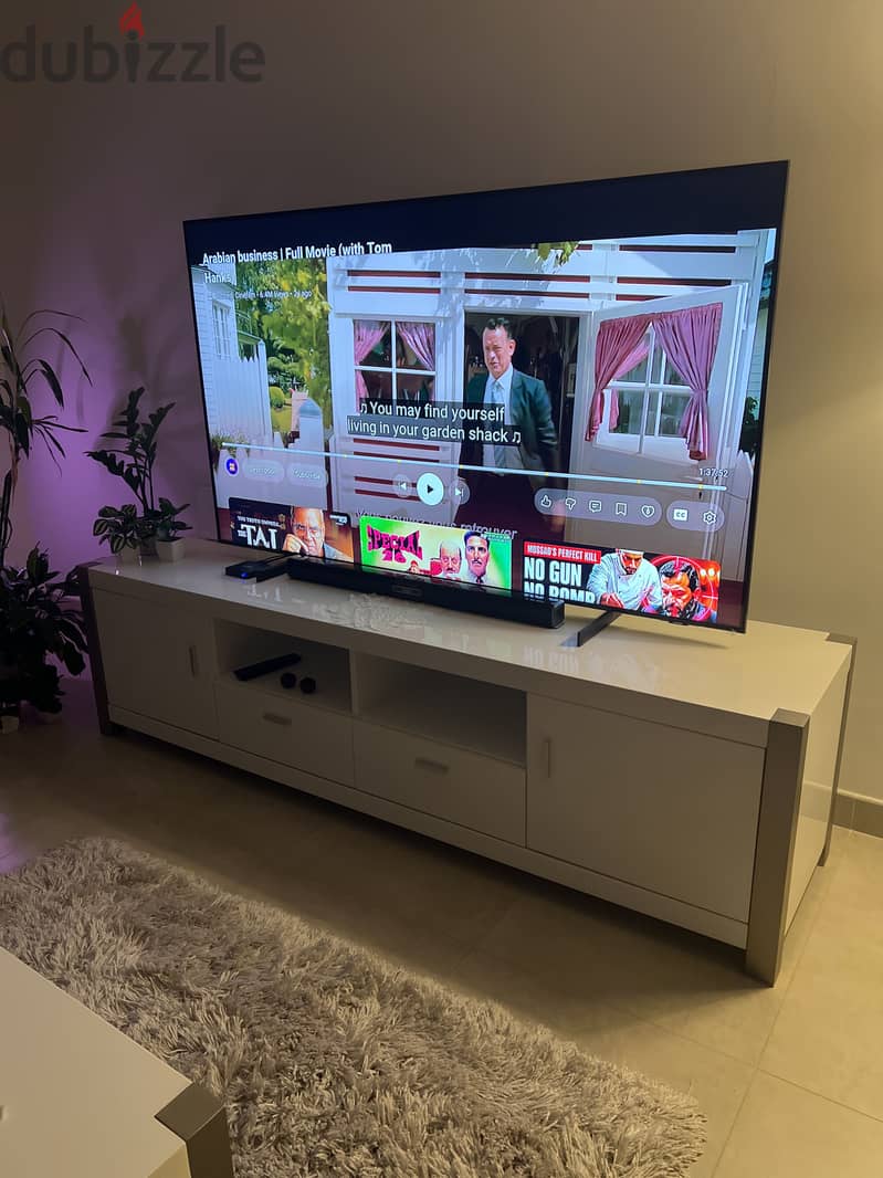 Samsung 75 inch TV 1