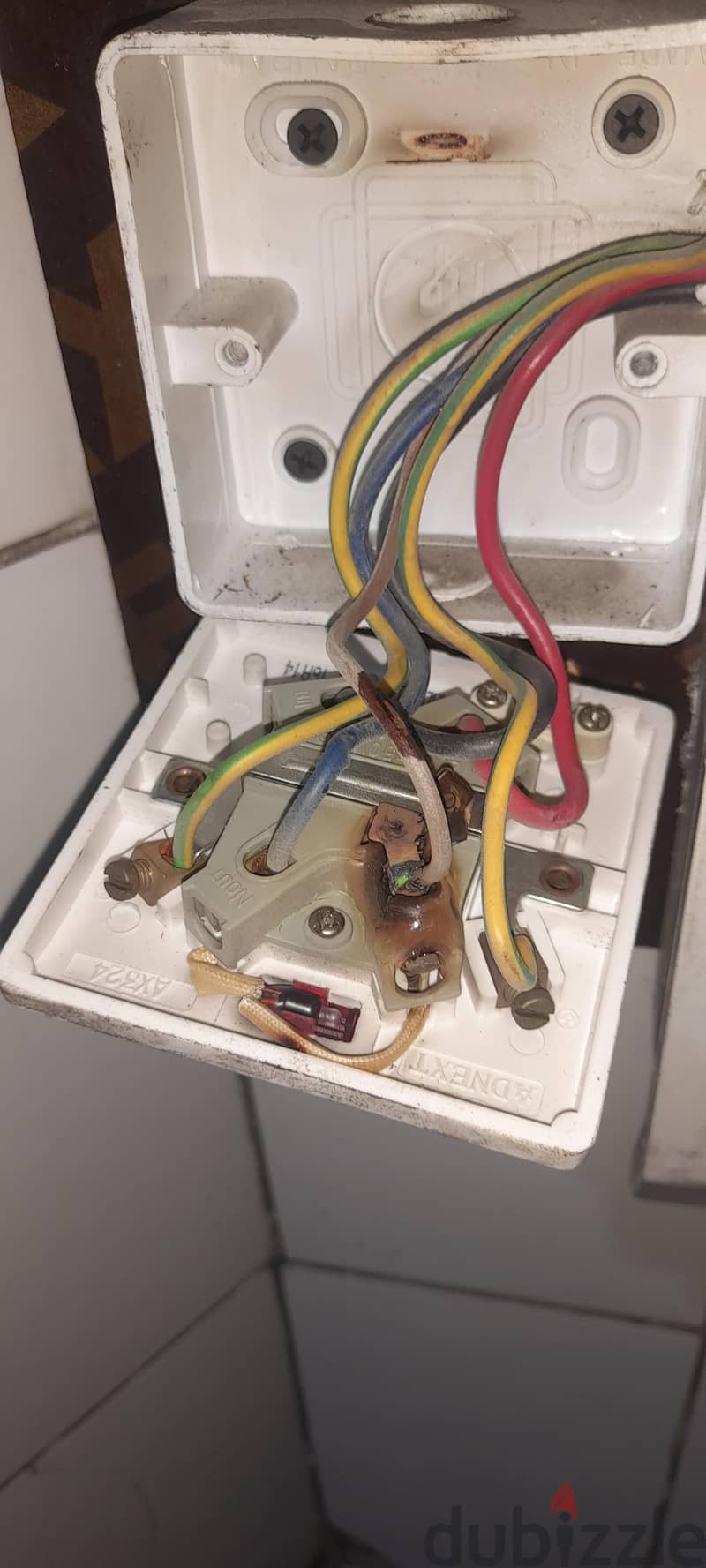 electrician bahrain service available 24/7 1