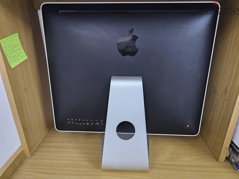 Apple IMac 2007-2012 Version in Excellent Condition 3