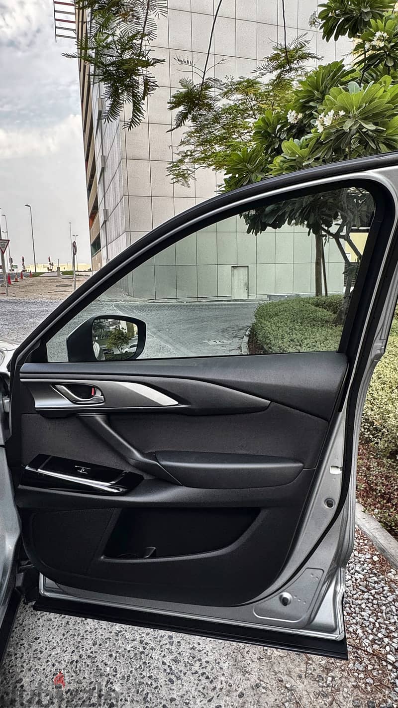 Mazda CX-9 2024 Core 8