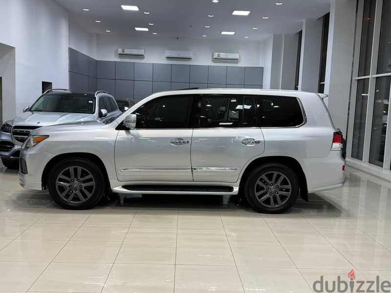 Lexus LX 570S 2015 Silver 2