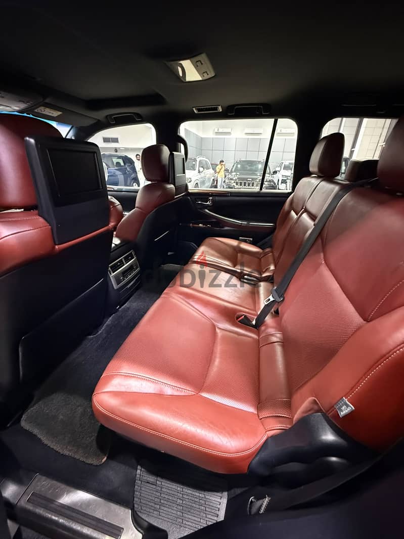 Lexus LX 570S 2015 Silver 5