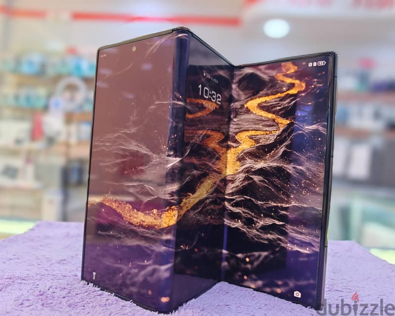 Huawei Mate XT Ultimate 1