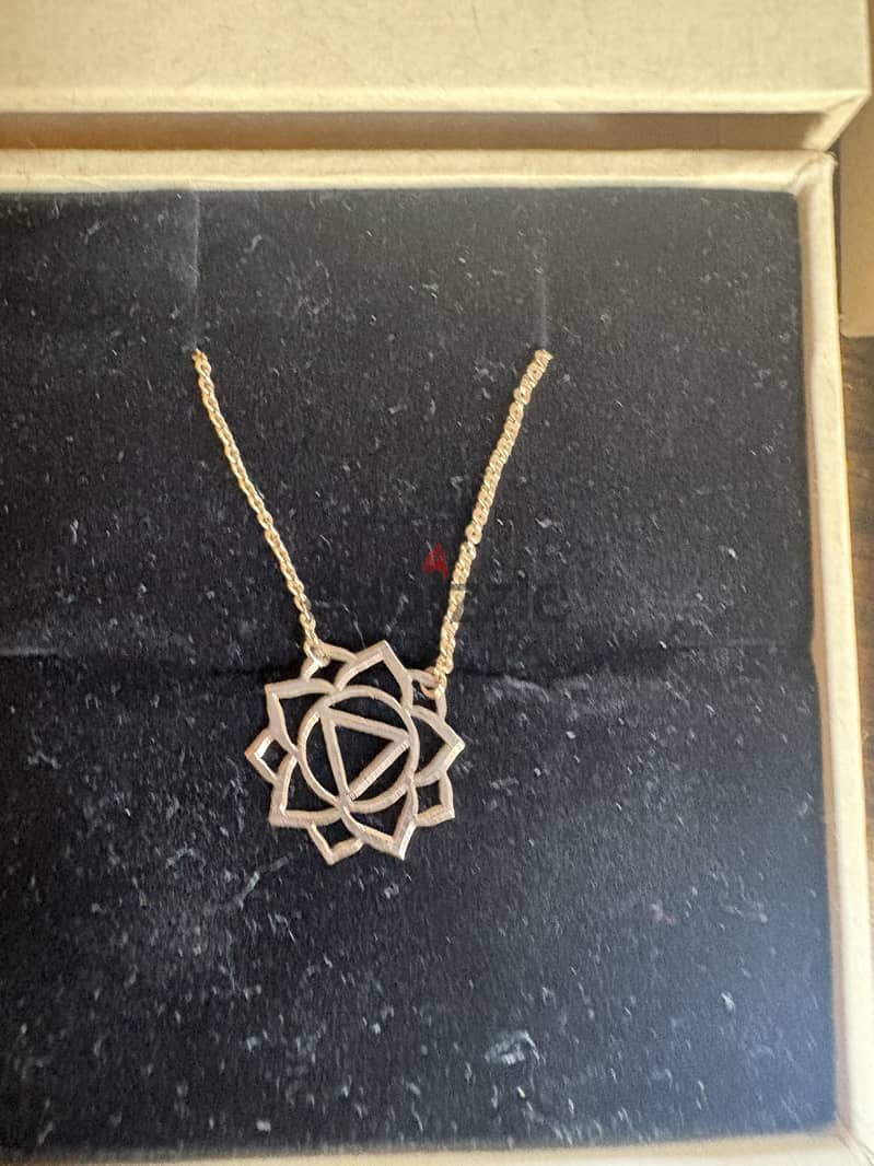 Tiny Om Manipura Necklace & Earrings Rose Gold 1