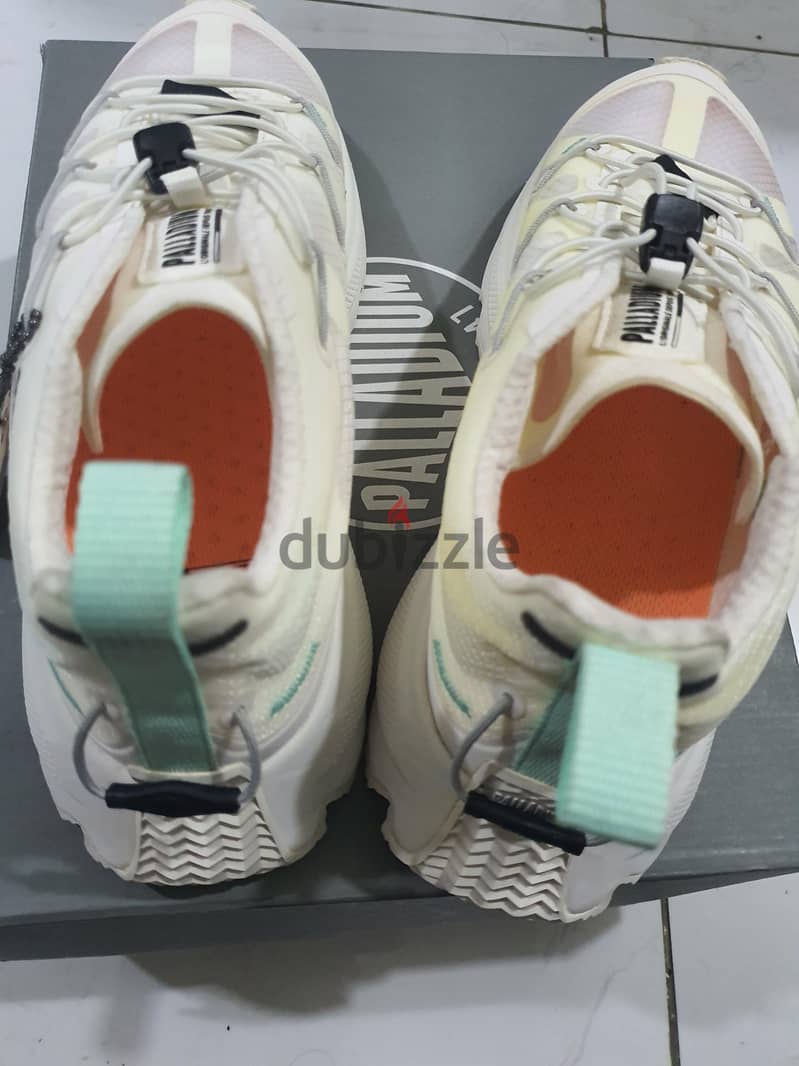 Balladium  shose 1