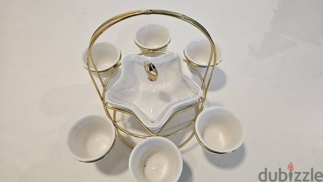 Small serving set for sale 1