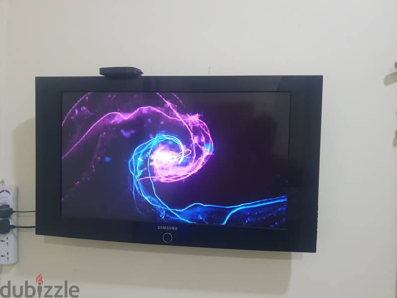 SAMSUNG 32 INCH TV 1