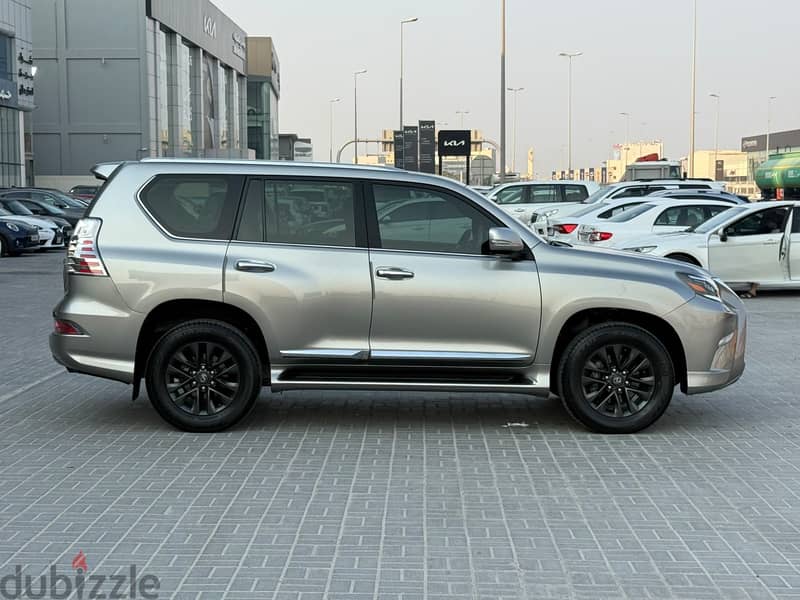 Lexus GX 460 2022 Silver 2