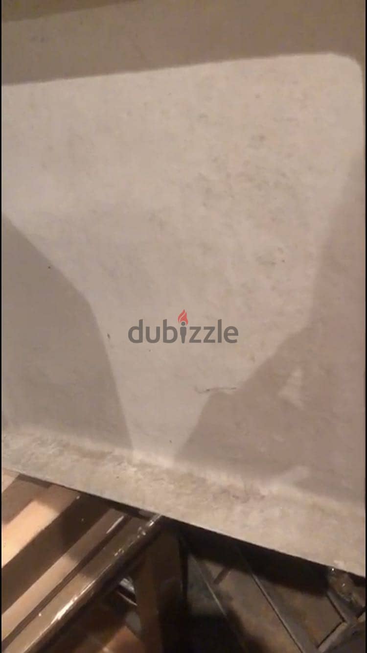 Delivery box 3