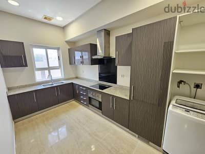 Mob. 33180618- Awesome 2 BHK flat semi furnished / Janabiya