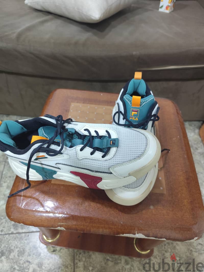 أ حذية رياضية أصلية مستعملة Used original sports shoe collection 2