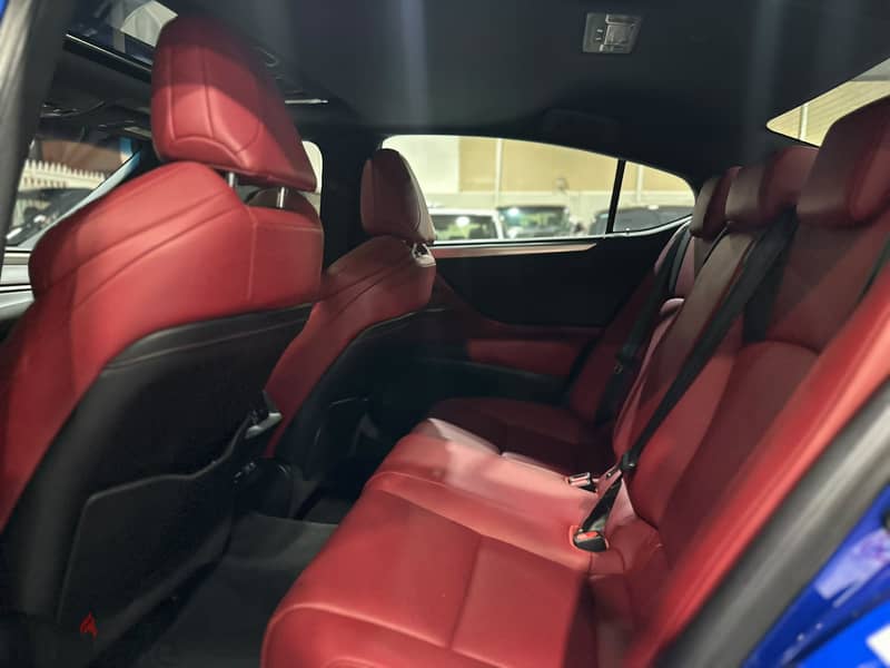 Lexus ES 350 F-Sport 14