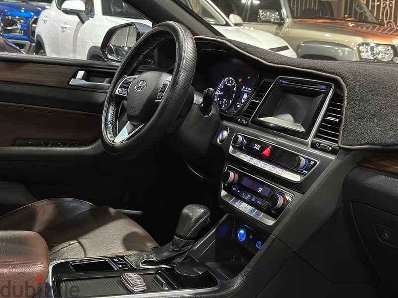 Hyundai Sonata 5