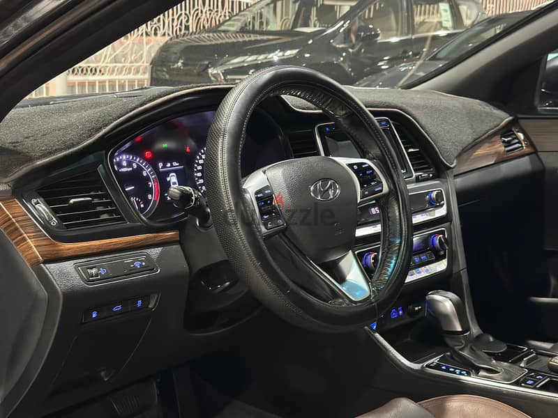 Hyundai Sonata 7