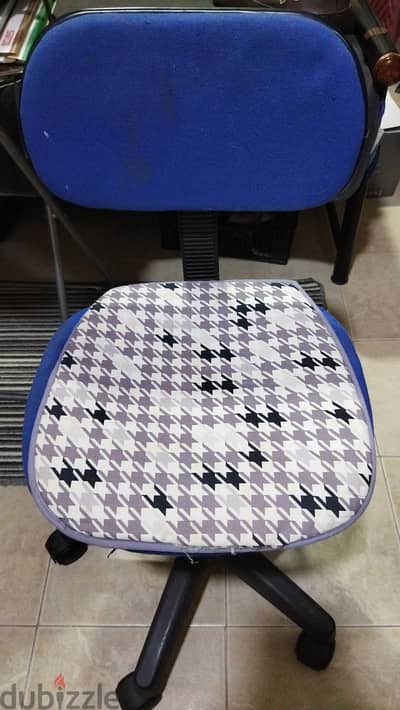 Gas lift Chair