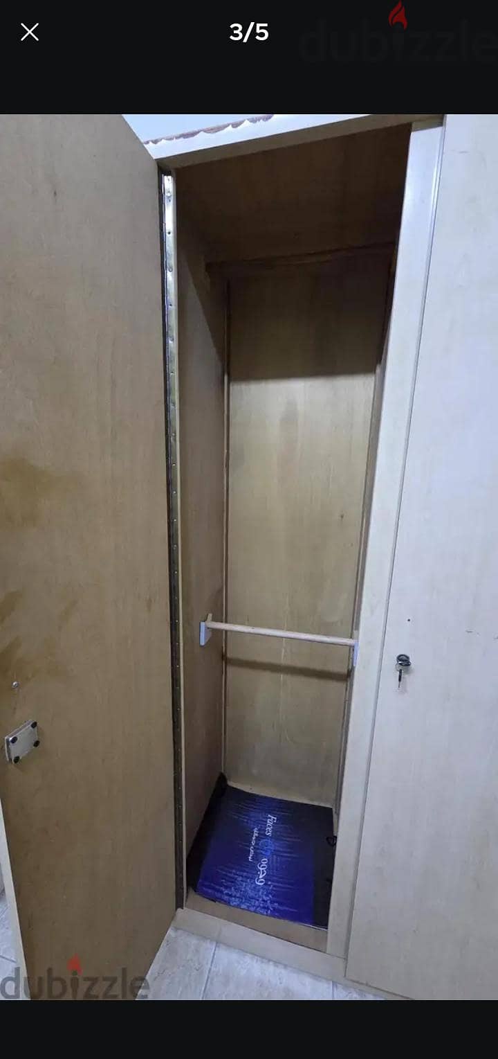 3 door cupboard 2