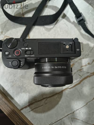 Sony ZV-E10K mirrorless camera with 128GB SD card