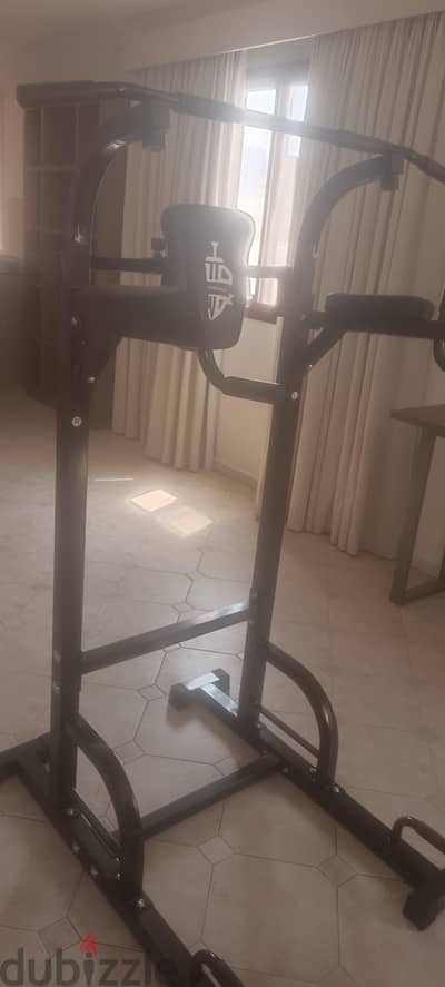 sportsroyals power tower excellent condition like new