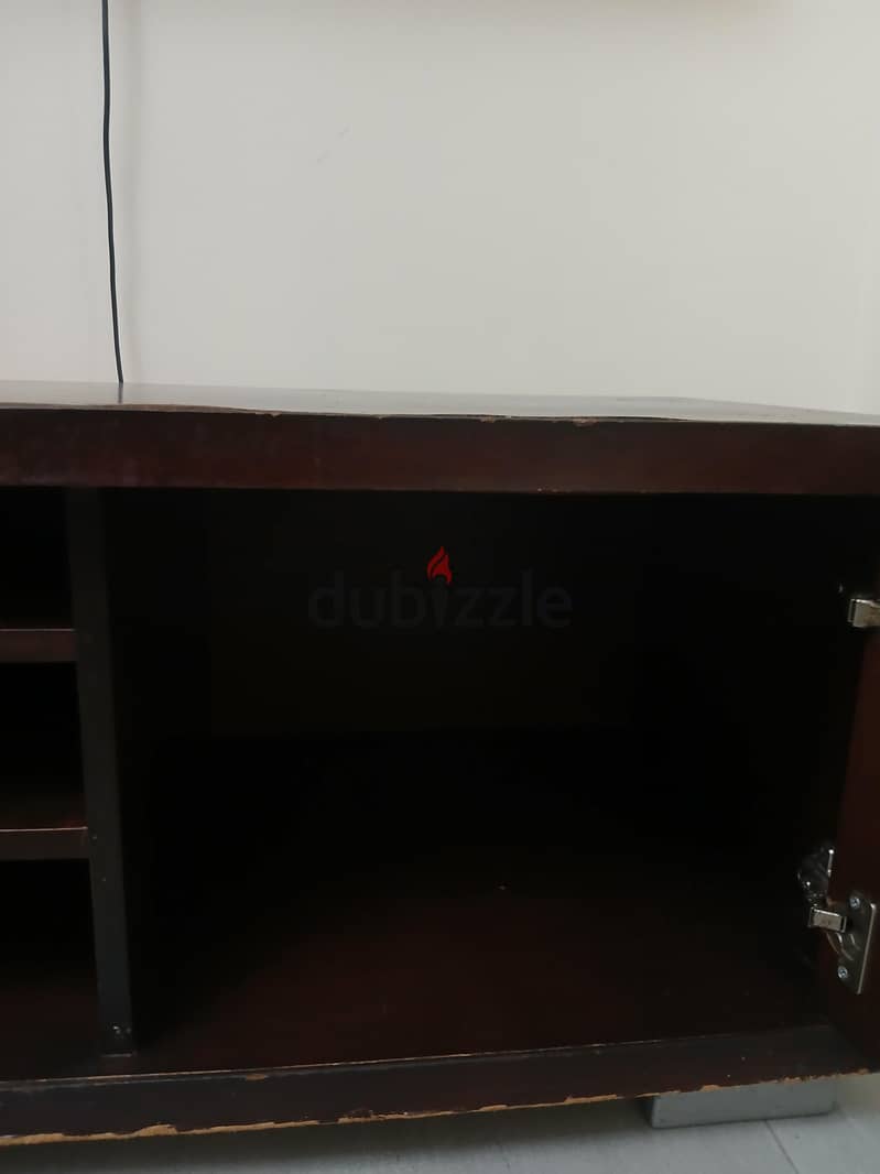 WOODEN TV TABLE FOR SALE 6