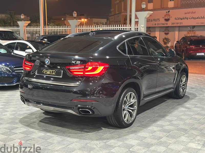 BMW X6 5.0 Turbo 13
