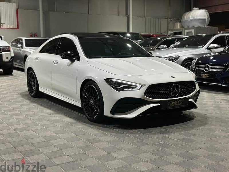 * Mercedes Benz CLA 200 13