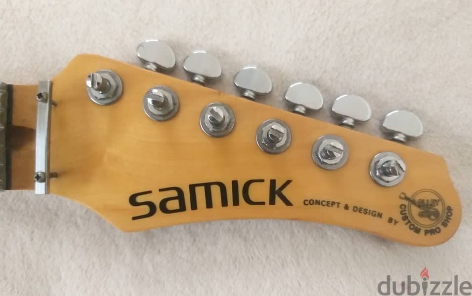SAMICK Valley Arts Custom Pro Superstrat Floyd Rose ( Steve Lukather ) 4