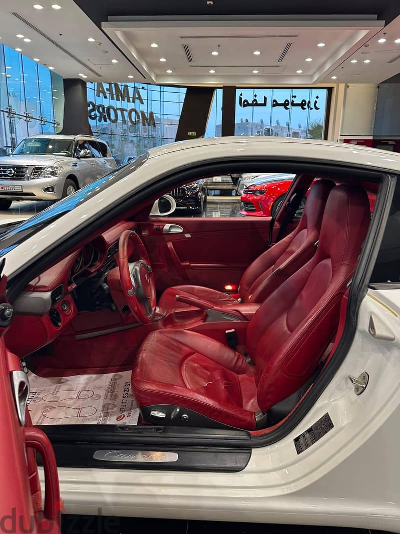 Porsche carrera 911 model 2010 7