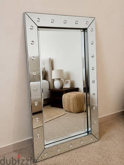 Luxury Crystal Wall Mirror | مراية جدارية فاخرة بالكريستال