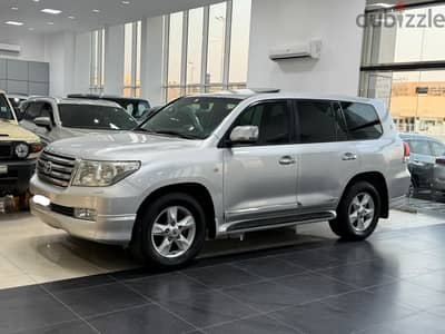 Toyota Land Cruiser VXR 2010 Silver