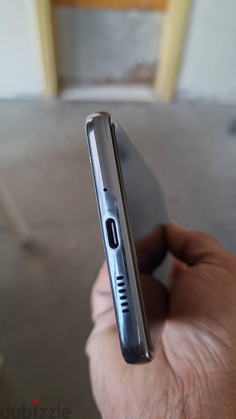 Samsung  galxy A73 5G GB256 8+6 ARM 3