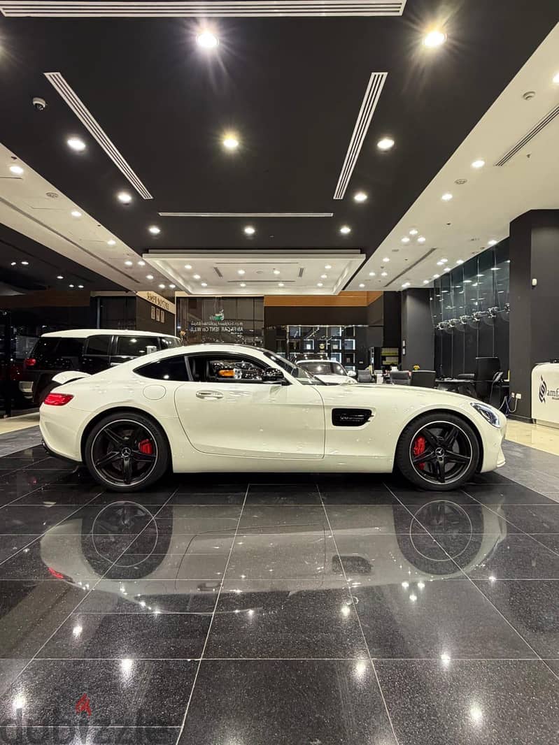 Mercedes-Benz GTS AMG Model 2015 3