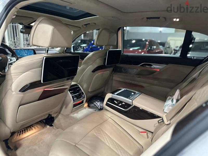 Bmw 750Li V8 TwinTurbo 7
