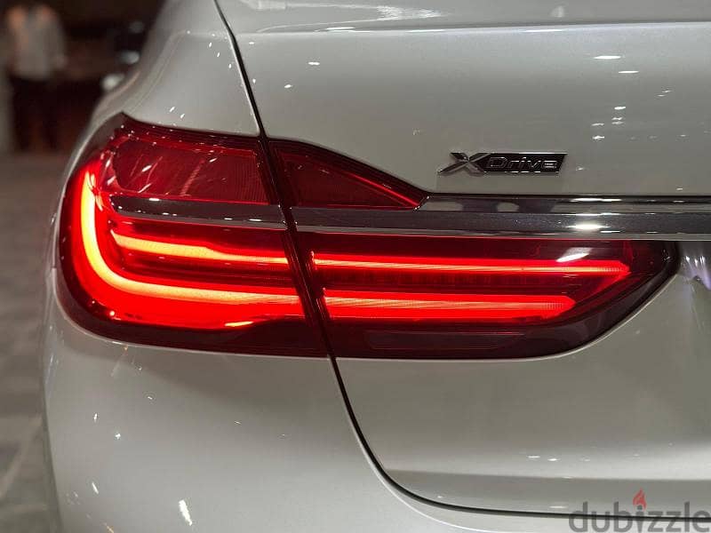 Bmw 750Li V8 TwinTurbo 9