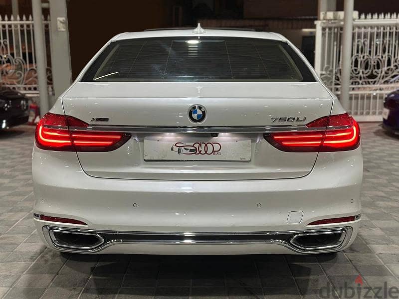 Bmw 750Li V8 TwinTurbo 12