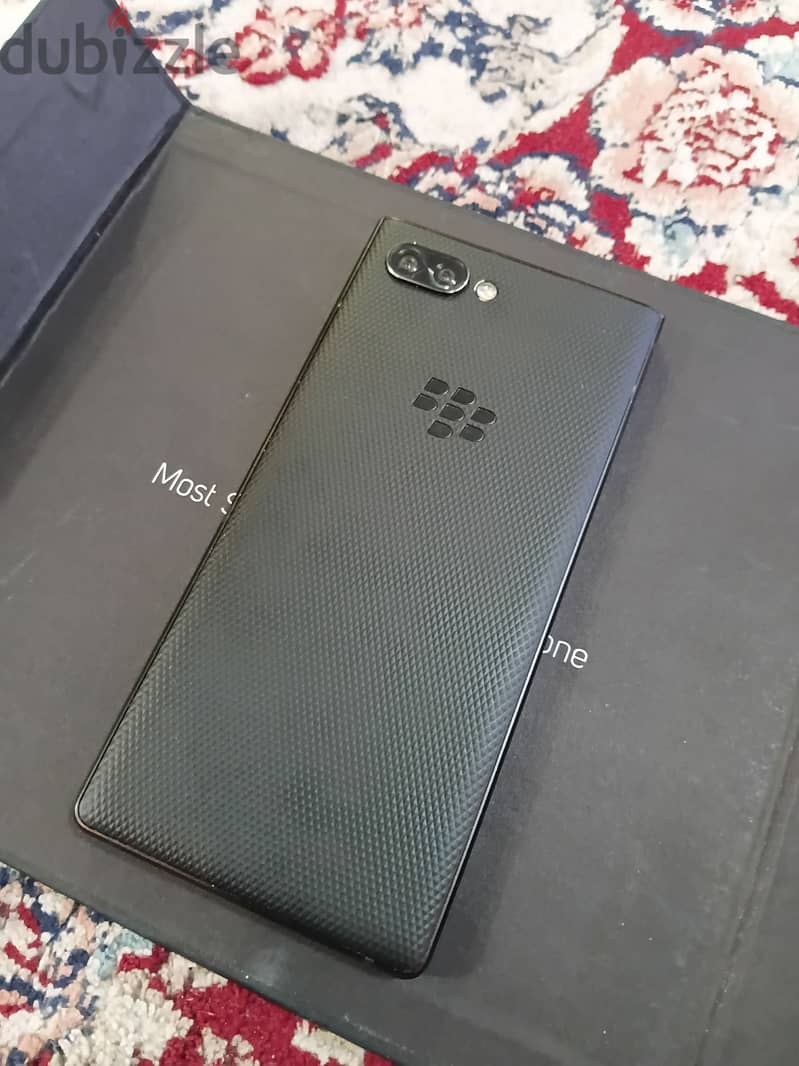 BlackBerry KEY2 6