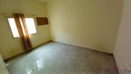 COSY FLAT SUITABLE FOR COUPLE NEAR NESTO (ZUBARA ROAD)