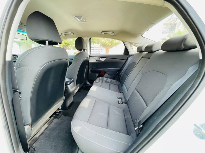 Kia Cerato 2021 very good condition car 13