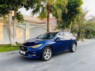 Infiniti Q30 2017 very good condition car